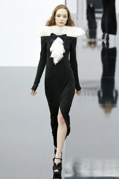 Look 70
